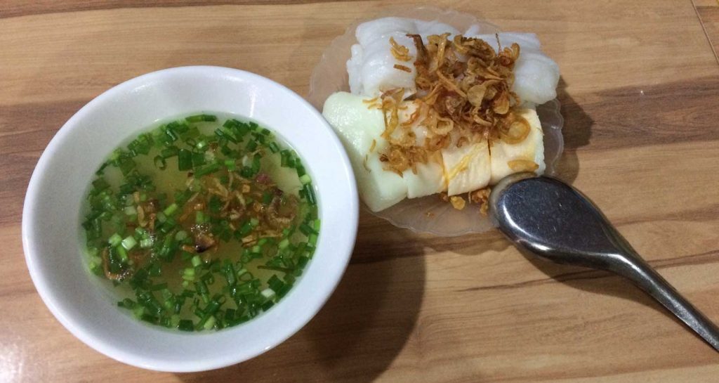 what to eat along the ha giang loop - banh cuon
