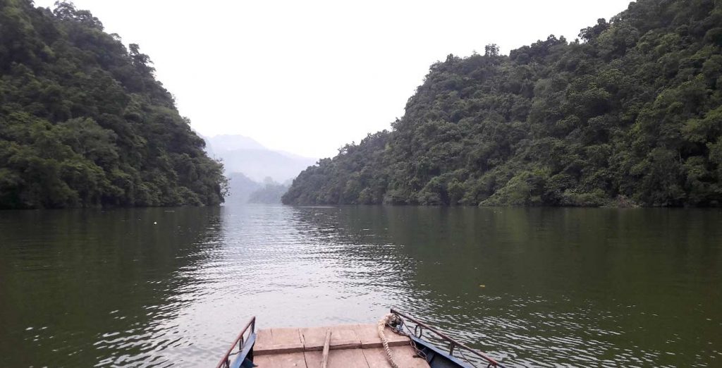 5 reasons to add Ba Be Lake to your itinerary in Vietnam - boat